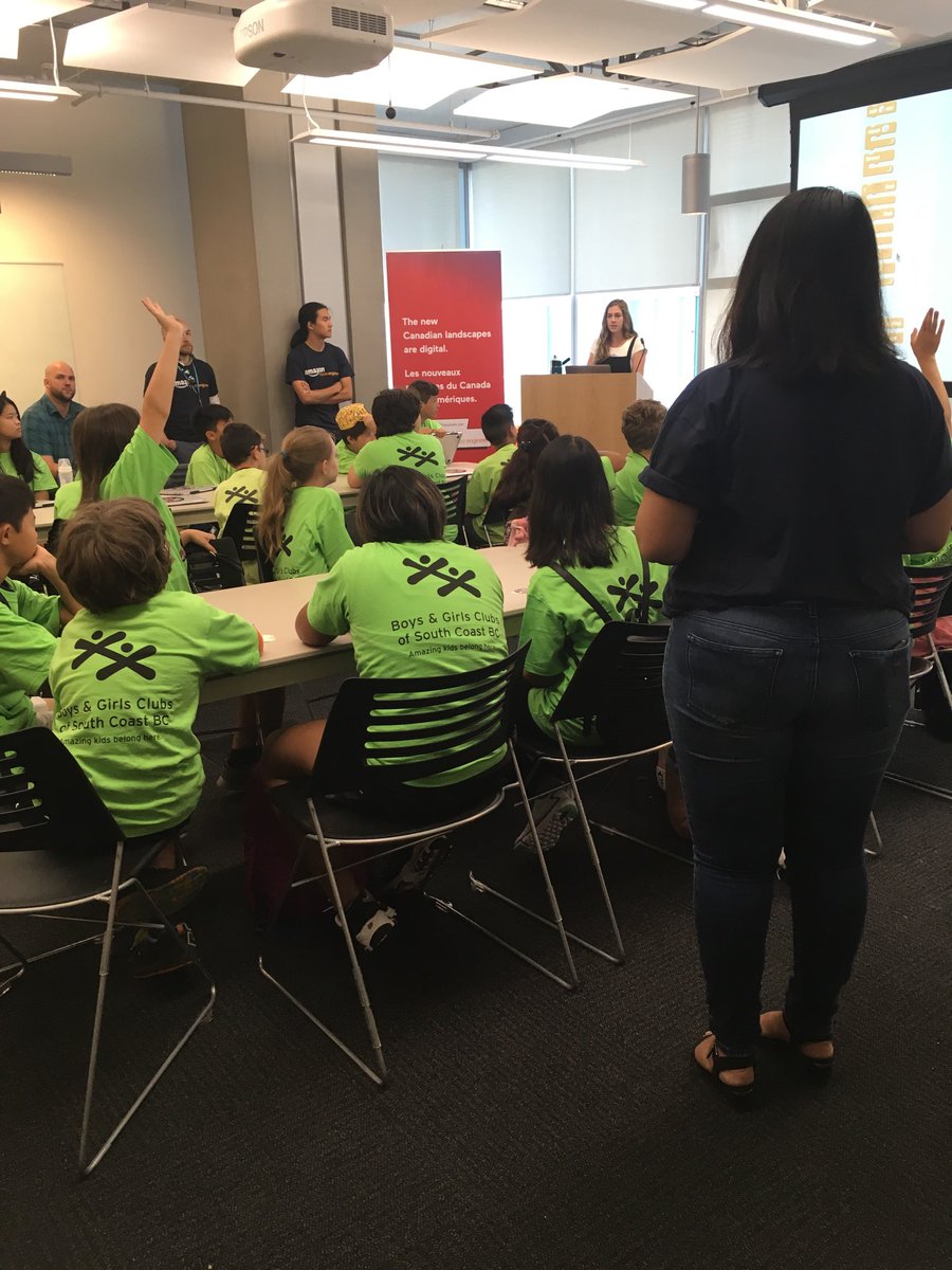 silly_niss's tweet image. Lighting the tech spark. Thanks to @amazonnews for making magic moments like these possible for thousands of young learners coast to coast to coast. #CodeTimeGoTime