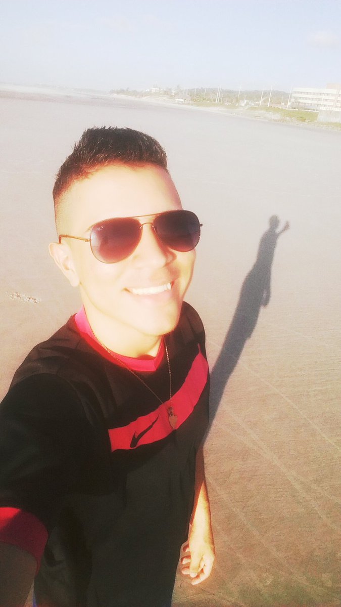 Lucio_CS's tweet photo. Existem Lembranças que não quero lembrar , mas existem Lembranças que jamais quero apagar . https://t.co/pEQBkDoZNJ