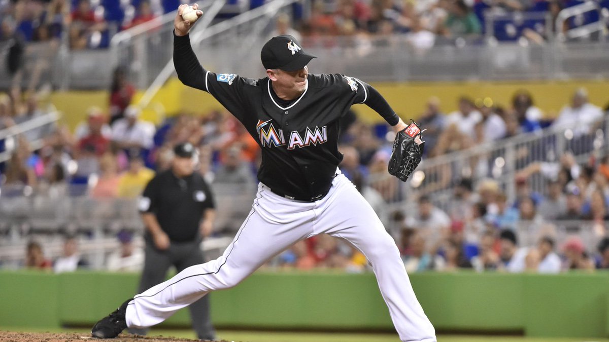 Report: @Marlins trade Brad Ziegler to Arizona in exchange for minor league pitcher bit.ly/2LMmSTL?utm_so… https://t.co/Y8OmuHe2BQ