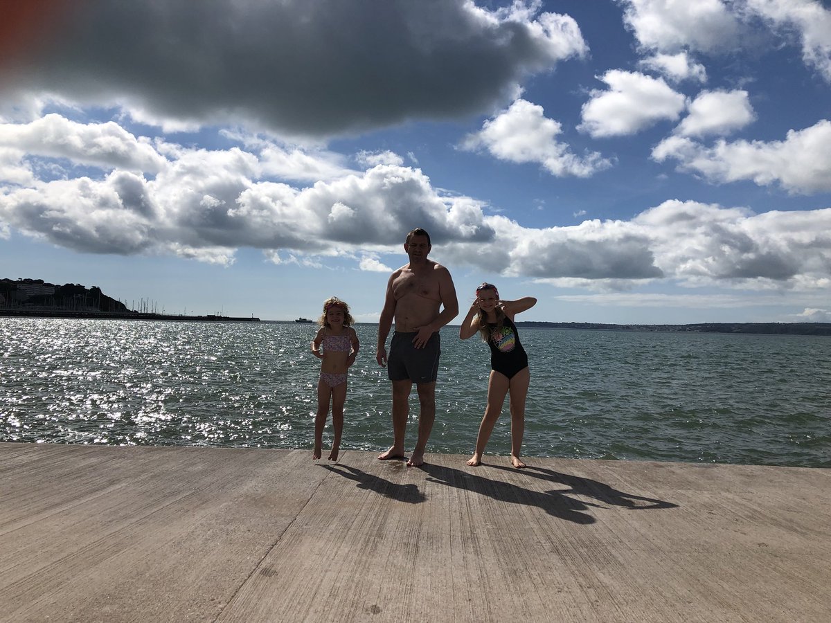 LivingwithLen5's tweet photo. Beach day ☀️ Missing our boy 💔 he would of love the sea today 🌈🦋 #Torquay #Torbay #beachlife #EnglishRiviera #bereavement #grief https://t.co/lTqY7yU8IA