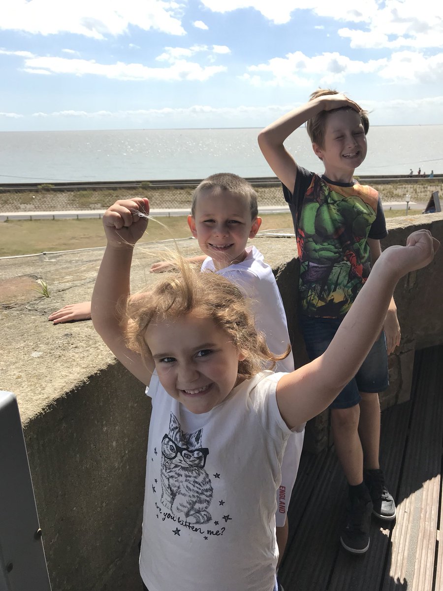 gemlucia's tweet photo. Excellent morning creating fabulous beach huts and houses with the kids at #jaywickmartellotower then up to the roof for a fantastic view! https://t.co/4XvXj8eUsC