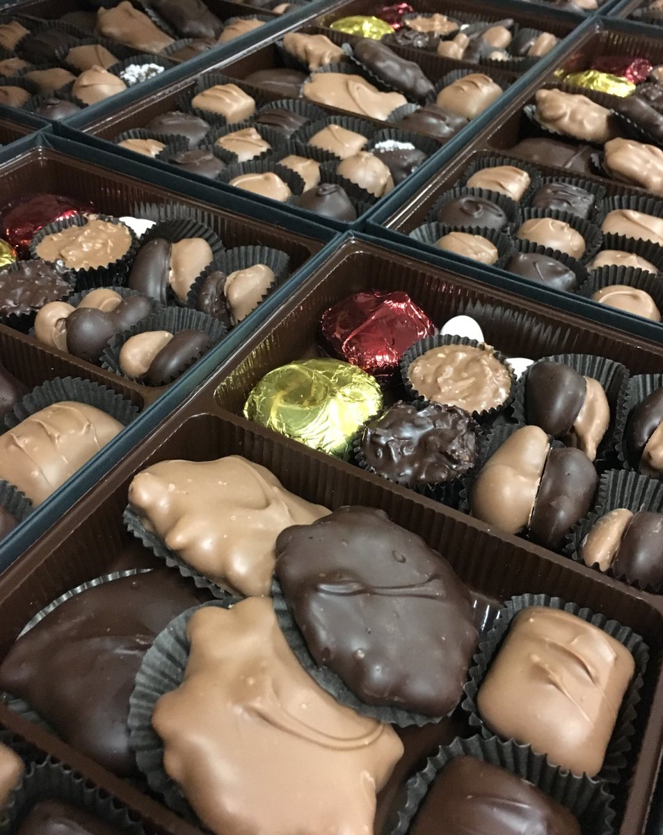 CChocolateCo's tweet photo. To better serve our community and reach countless numbers of chocolate lovers, we have taken to the interwebs. Please help us gain a following by retweeting this post! Anyone who follows us, likes and Retweets this post will be entered to win a FREE 1 LB assortment of chocolates. https://t.co/cK6hNApEPS