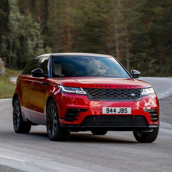 LandRoverCLT's tweet photo. Striking out on a journey. https://t.co/FM3cP4rHG2