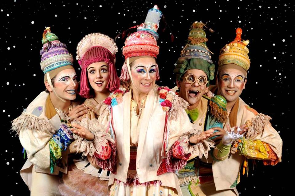 NiteroiPref's tweet photo. @NiteroiPref
#Hoje começa 10 dias de #diversão em circuito de teatro #niteroiens ! O #Teatro é #solidário, você pode contribuir #doando roupas, alimentos e brinquedos. Vamos lá!
Inf: https://t.co/qZVzKGOhq8
# curtoniteroi https://t.co/ixqrpOrbZO