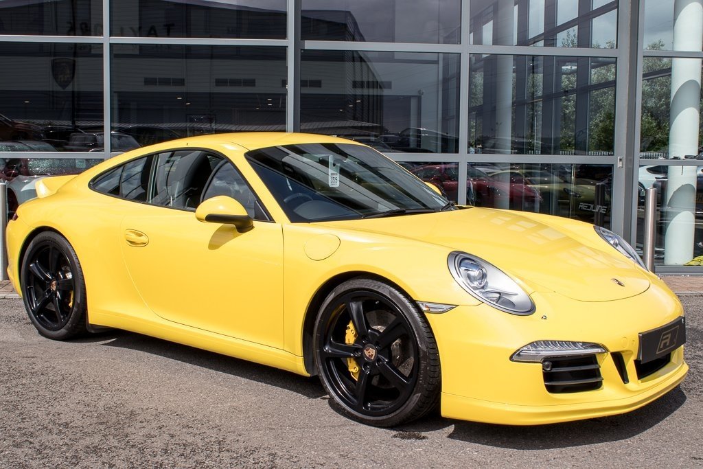 Great spec on this Porsche 911 Carrera 2 S. X51 Powerkit, Porsche Dynamic Chassis Control, Ceramic brakes and Sport Design Kit amongst a host of other extras & a nice low mileage. £69,950 #driverscar