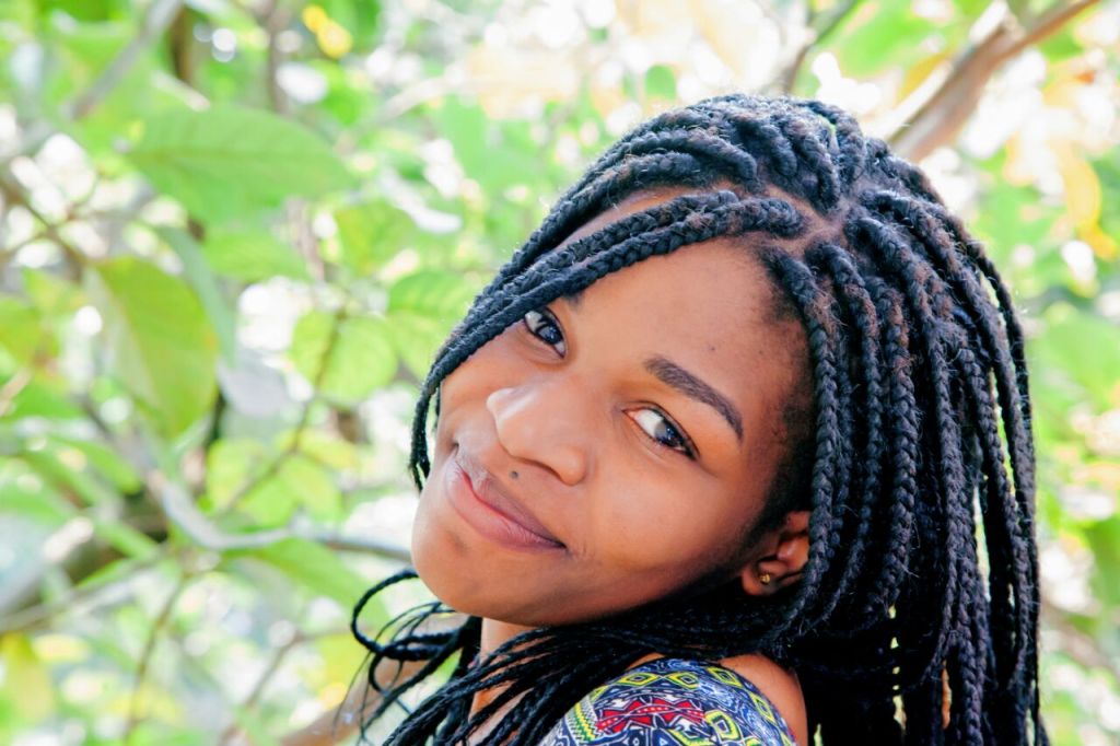 Résultat de recherche d'images pour "Do Nsoseme Dora, slameuse africaine photos"