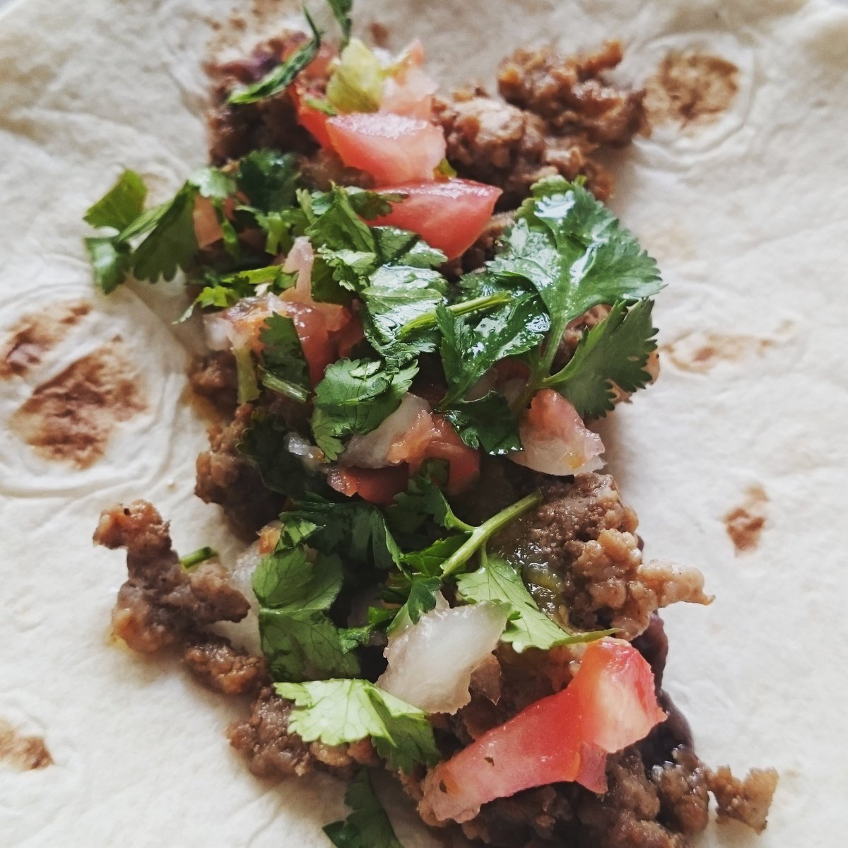 therealbukkit's tweet photo. Made some simple tacos again.. Just missing the guac https://t.co/1hWd7IDrAE