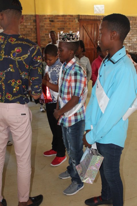 Theotrendsetter's tweet photo. @Hellen24Dbongz we @ the charity
@state_models 
@JbNkala https://t.co/pf2C19yZc9