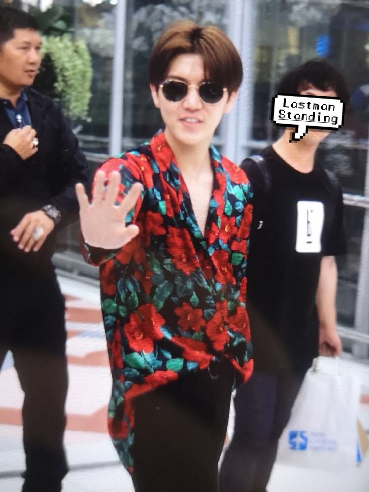 Lastmanstd2012's tweet image. [Preview] 180731 방콕공항 출국 #렌

Safe flight my mango 🐰✈️

#최민기 #뉴이스트W #WelcomeRentoThailand