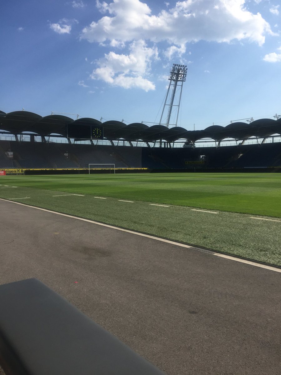 Hier in het voormalige Arnold Schwarzeneggerstadion kan #Ajax zich morgen (alvast) kwalificeren voor de groepsfase van de Europa League
