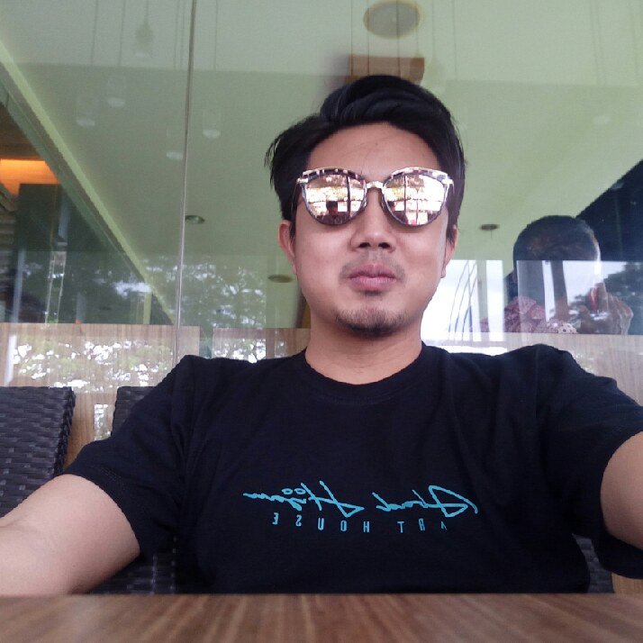 zoelfadli07's tweet photo. ayo pergi bersamaku on #BIGOLIVE https://t.co/mjFvzLwnYU https://t.co/qHa40HXXr4