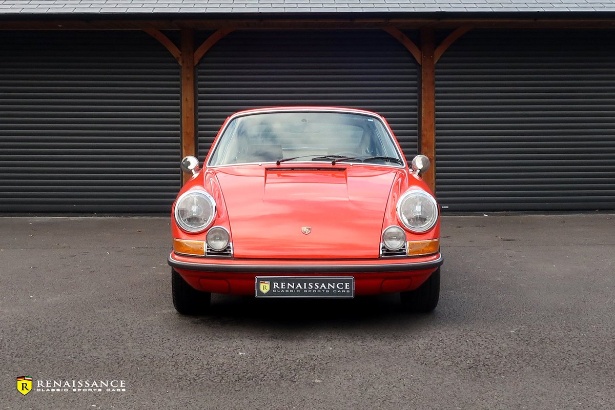 renclassics's tweet photo. What could be more perfect to take to the Goodwood Breakfast Club Classic Car Sunday?! Our gorgeous tangerine 911E will be out on the grid this Sunday โ๏ธ #renclassics #goodwoodbreakfastclub #porsche911e https://t.co/iEW6w7eBGh