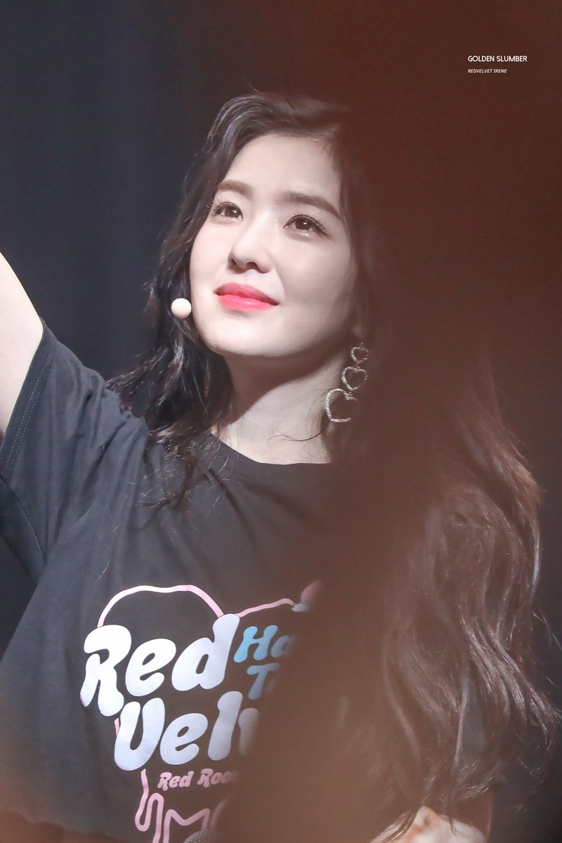 GoldenSlumber91's tweet photo. #레드벨벳_4주년_대댕큐
#4YearsWithRedVelvet
#아이린 #IRENE https://t.co/dbudQXGh8A