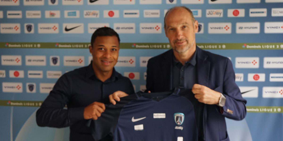 ParisFC_Brasil's tweet photo. 🇧🇷Dyjan Carlos de Azevedo é o mais novo contratado do Paris FC para a temporada. Será o segundo brasileiro á atuar no Paris FC. Ele veio de empréstimo do Baník Ostrava da primeira divisão da República Tcheca. #TeamPFC #Brasil https://t.co/E1qzNsqWtz