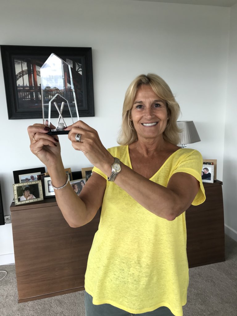 CaroleS_WTG's tweet photo. Yay! Just got my @TSGltd golf day trophy !! I ❤️❤️❤️ it !! Thank you @Katy_Bernstein https://t.co/EByzJY0VoU