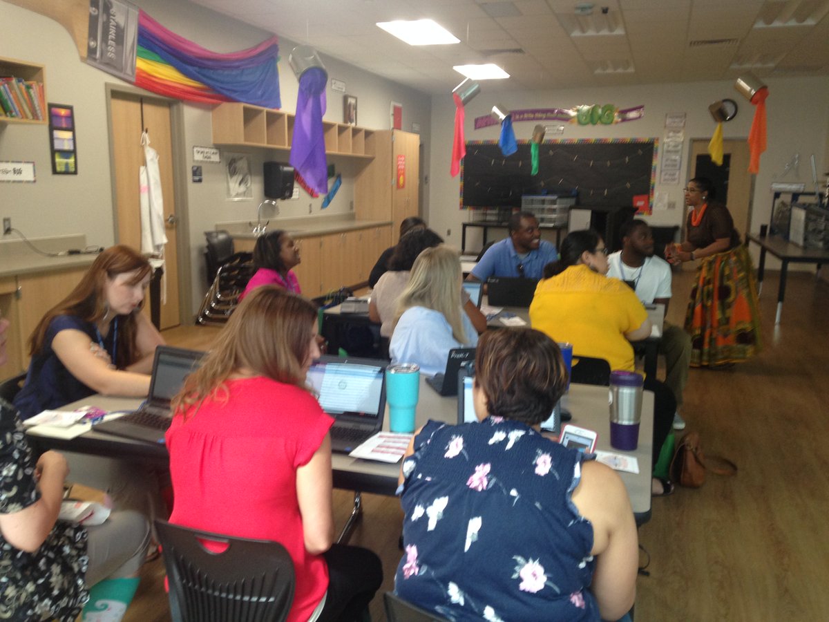 cvalastro's tweet photo. Maxine Guidry presented on #Socrative a great gaming tool to integrate into your classroom. #DisdTechnology https://t.co/jdLfe07nSb