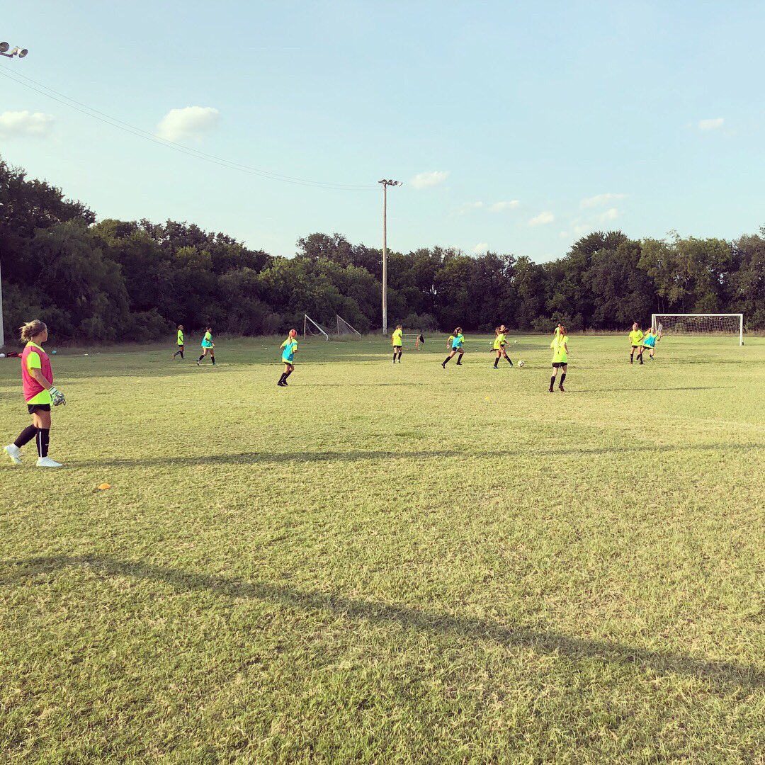 sacitysc's tweet photo. PRE-SEASON UPDATE: #05BRed and #06GRed preparing for #SuperYLeague in Dallas this coming weekend! #SACITYproud https://t.co/MkXrQQ076u