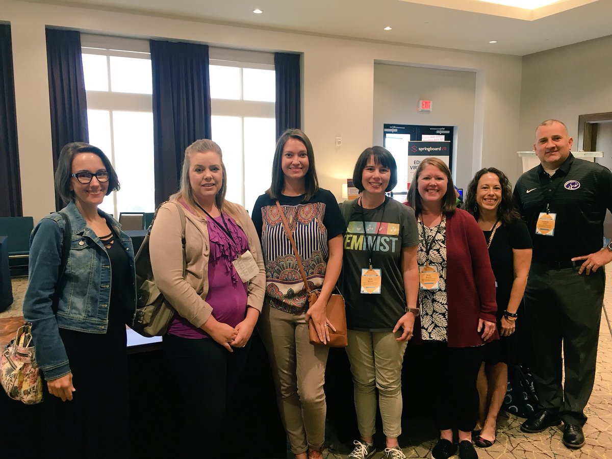 H_ylimE's tweet photo. Just some of the teachers who helped earn $2000 for STEM for @SequoyahCougars during 2 great days of learning! #epsstem18 #EPSleaders https://t.co/cEbq2RqOtp