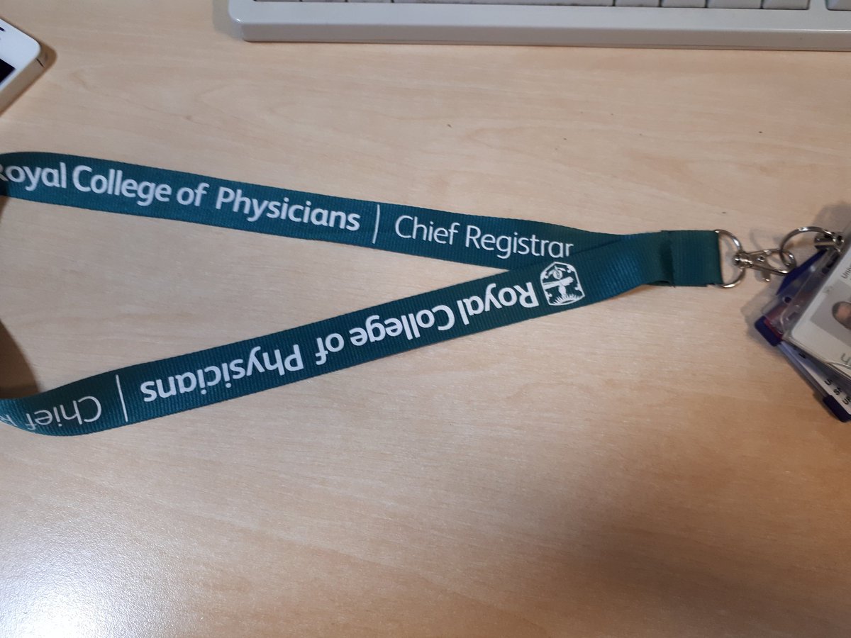 Hanging up my #chiefregistrar lanyard for the last time on my final day as @RCPLondon Chief Registrar @uclh. It's been a privilege and pleasure to spend the year with some amazing people @DrRaunakSingh @drzoeburton @cms_295 @Katy_islip @DrWillOwen @DocTom85 to name but a few.
