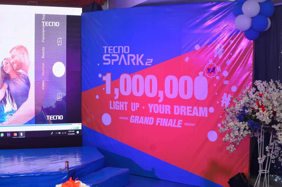TECNOMobileNG's tweet image. Congratulations to Yussuf Ibrahim and Collins Pere. They&apos;ve both won 1 Million Naira each by virtue of buying a Spark 2 from our retail outlets. #Spark2LightUp #LightUpYourDream2018