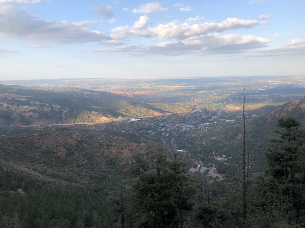 MichaelMason44's tweet photo. Little brother and I conquered this beast yesterday on our last day in colorado. Manitou Incline, 2,760 steps. https://t.co/E8P8jftC30