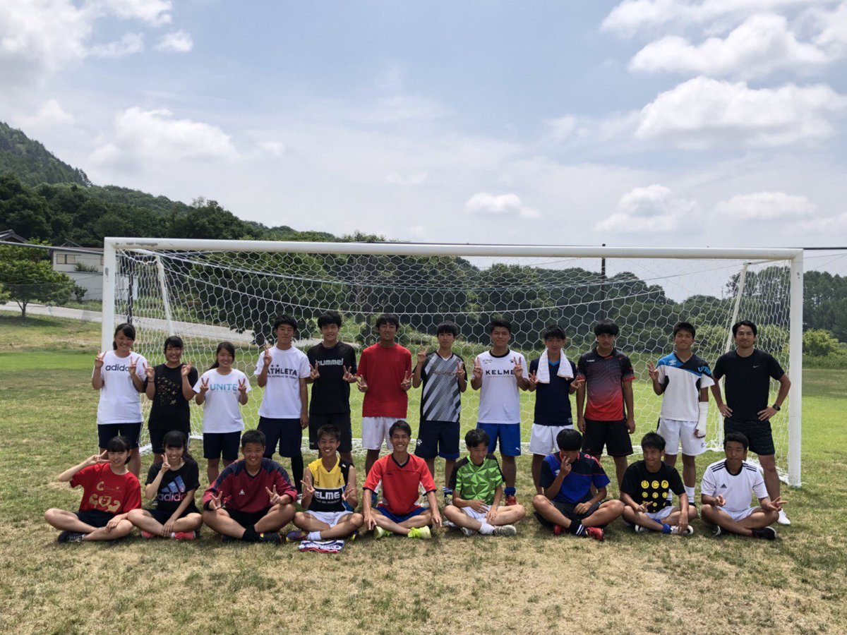 Ssサッカー部 8月になりました 合宿も終わり最後の大会の月になります 3年生11人は引退をかけて選手権 そして優勝目指す商工連があります ぜひ応援お願いします 8月9日vs大田桜台高校 荒川商業g 8月16日vs淑徳巣鴨高校 京華浦和g Ssサッカー部 8月になりました 合宿も終わり最後の大会の月になります 3年生11人は引退をかけて選手権 そして優勝目指す商工連があります ぜひ応援お願いします 8月9日vs大田桜台高校 荒川商業g 8月16日vs淑徳巣鴨高校 京華浦和g