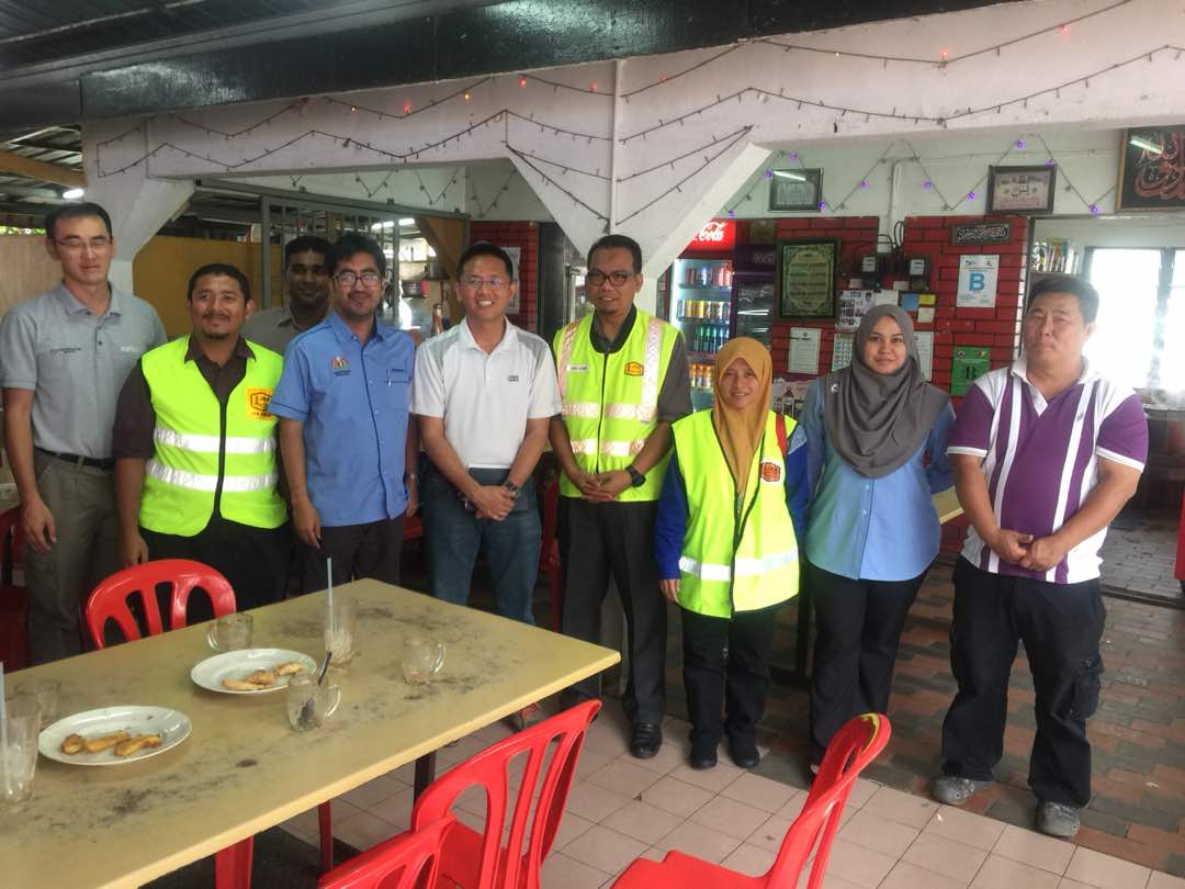 ck8_ckc's tweet photo. Lawatan tapak @CerunJKR ke laluan FT059 Jalan Tapah - Ringlet bersama @MOWorks, @CSFJ_JKR &amp; @JKRTAPAH untuk meninjau aduan penduduk tempatan terhadap kerosakan jalan &amp; cerun. @MejIrTajul https://t.co/IRxhAXR2SY