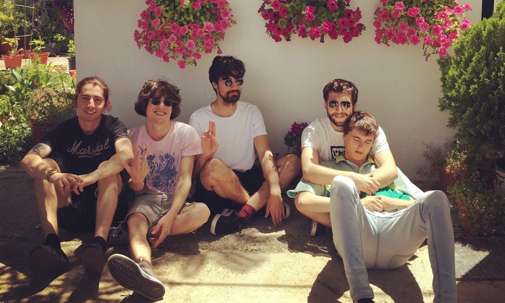 mindiesblog's tweet photo. Después de unos cuantos años sin nuevo material, @PumaPumku están de regreso logrando una propuesta psicodélica aún más compleja. https://t.co/btHFKlxaYY https://t.co/sgyguDjK2L