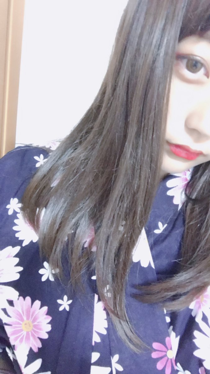 hono_osaka's tweet photo. ゆかたたたたたたたたた。

顔はきにしないで。 https://t.co/KV3gG42YNu