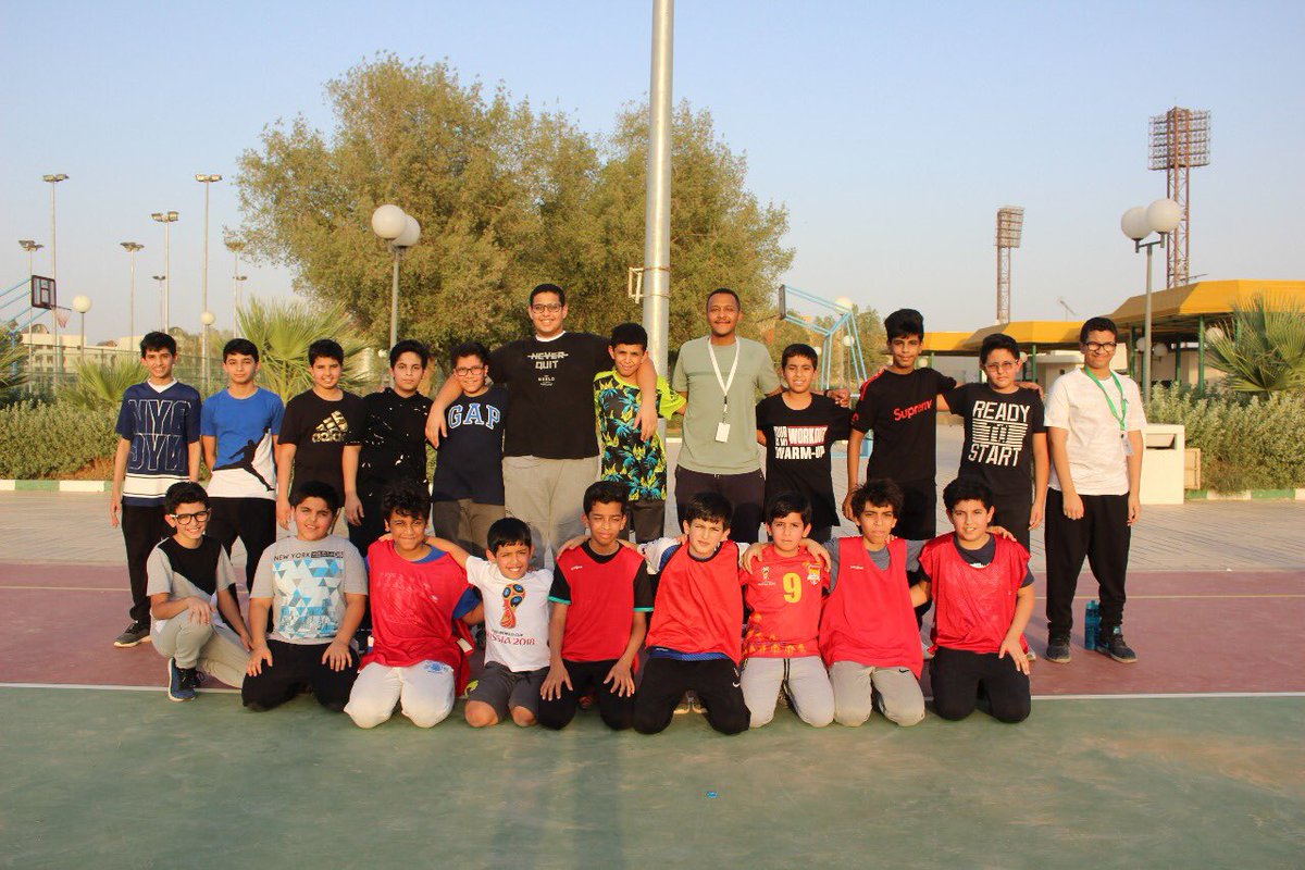 nadiimam's tweet photo. #صور  من أبناءنا فئة  #الفتيان وهم يتأهبون للنشاط الرياضي المقام في #النادي_الصيفي_بجامعة_الامام https://t.co/JsJ47lZ8As