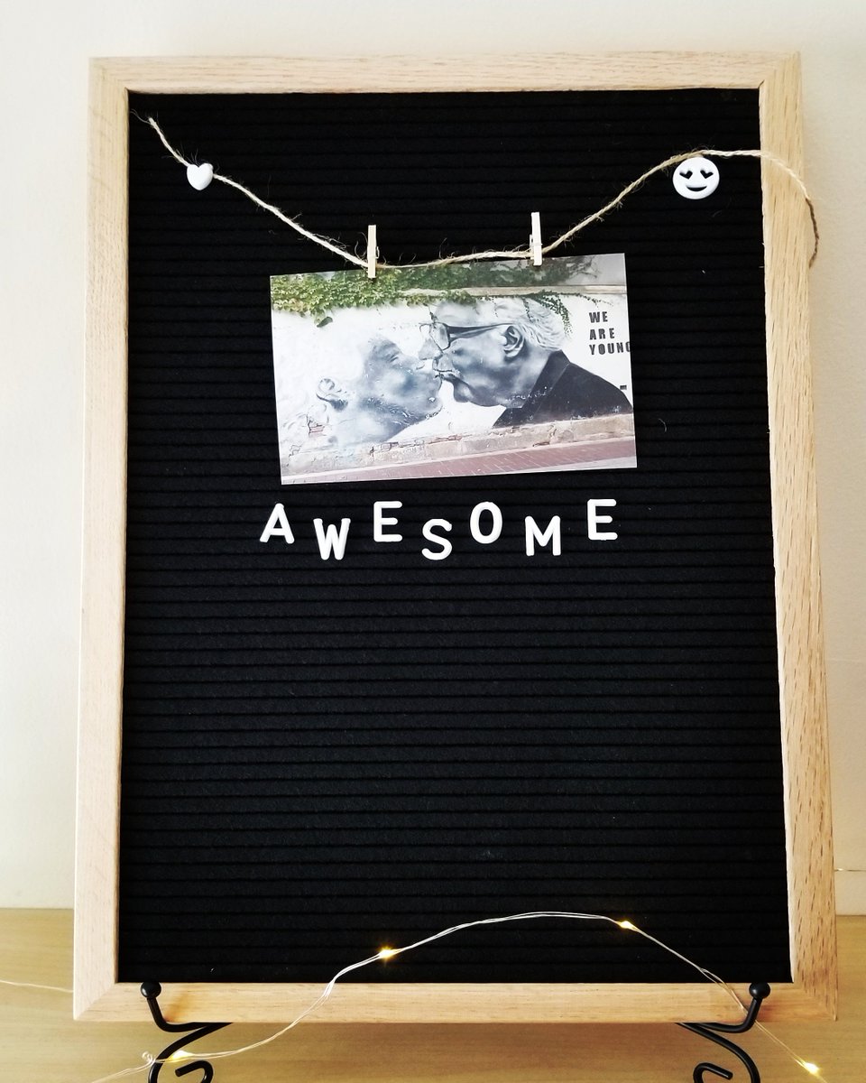 SanatoAzuma's tweet photo. I'm really impressed by this felt letter board kit because it really has everything and more that I needed...
#FeltLetterBoard #ChangeableLetters  #PHOTOHANGINGKIT #PremiumBlackFelt #OakWoodFrame #IndigoFern #premiumletterboard
https://t.co/kYfWCaRYn1
https://t.co/nOsdyoHvxO https://t.co/um27bXzPZ6