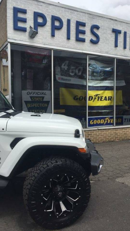 EppiesTire's tweet photo. 2018 Jeep Wrangler Rolling Out On A Set Of 35" Nitto Ridge Grapplers And 20" Fuel Titans 
#eppies #eppiestires #nitto #ridgegrappler #fuelwheels #fueltitan #jeep #jeepwrangler #philadelphia https://t.co/OwemotV6Jx