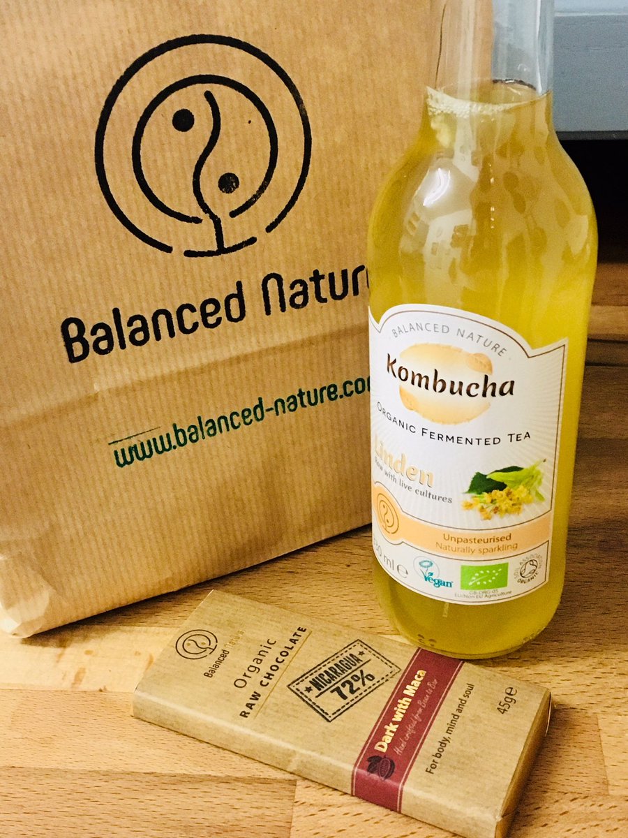 Looking forward to trying this Green Tea Kombucha and Organic Raw Chocolate by <a href="/balancednature_/">Balanced Nature</a> .........

#vegan #kombucha #rawchocolate #veganhealth