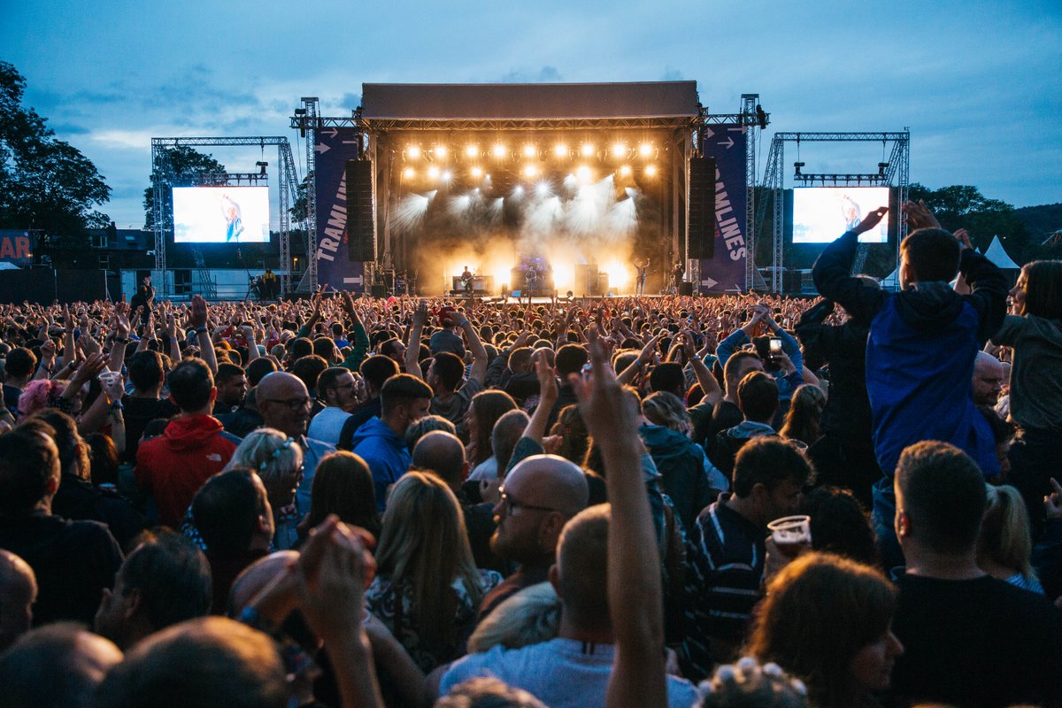 How is <a href="/tramlines/">Tramlines Festival</a> festival settling into its new home at Hillsborough Park? Find out here! onrecordmag.com/live/festivals… 📷 Richard Johnson/Fanatic