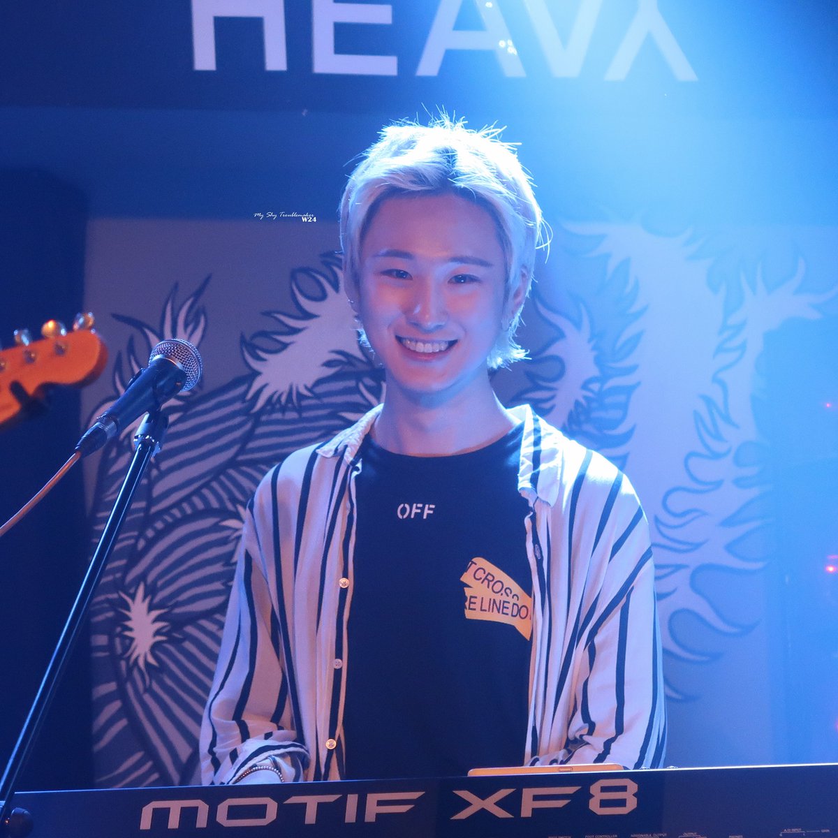 parkaaronpics's tweet photo. 180728 © my shy troublemaker #aaron #아론 #W24 #더블유24 https://t.co/m2waclQzVH