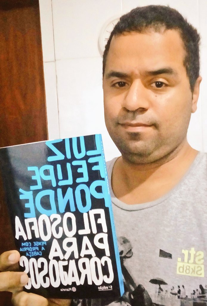 mateus_emanuel's tweet photo. Tou no começo ainda do livro: "Filosofia para corajosos" do Pondé #pondé #transalouca https://t.co/erBNStFDYx