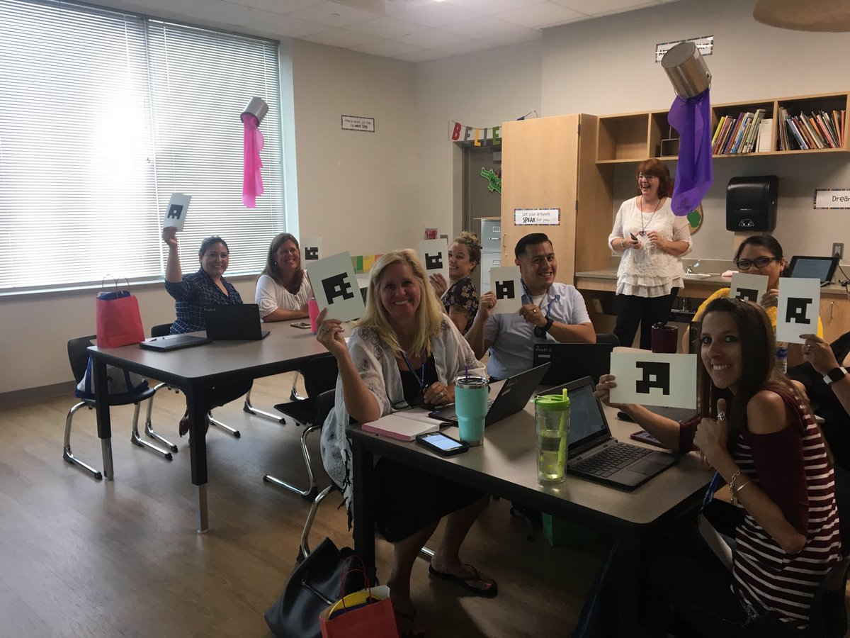 SweetyTechy's tweet image. Plickers fun at Cirque de Technology #DISDTechnology