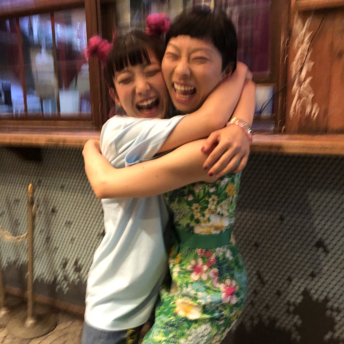 坂口喜咲 Twitterissa あなたはやさしかった ジャケとアー写撮ってくださった しゅきしゅきだいしゅき うつゆみこさん ライブ見にきてくれたよ 展示絶対いく ほんとにだいすきすぎる 坂口喜咲 Twitterissa あなたはやさしかった ジャケとアー写撮ってくださった しゅきしゅきだいしゅき うつゆみこさん ライブ見にきてくれたよ 展示絶対いく ほんとにだいすきすぎる