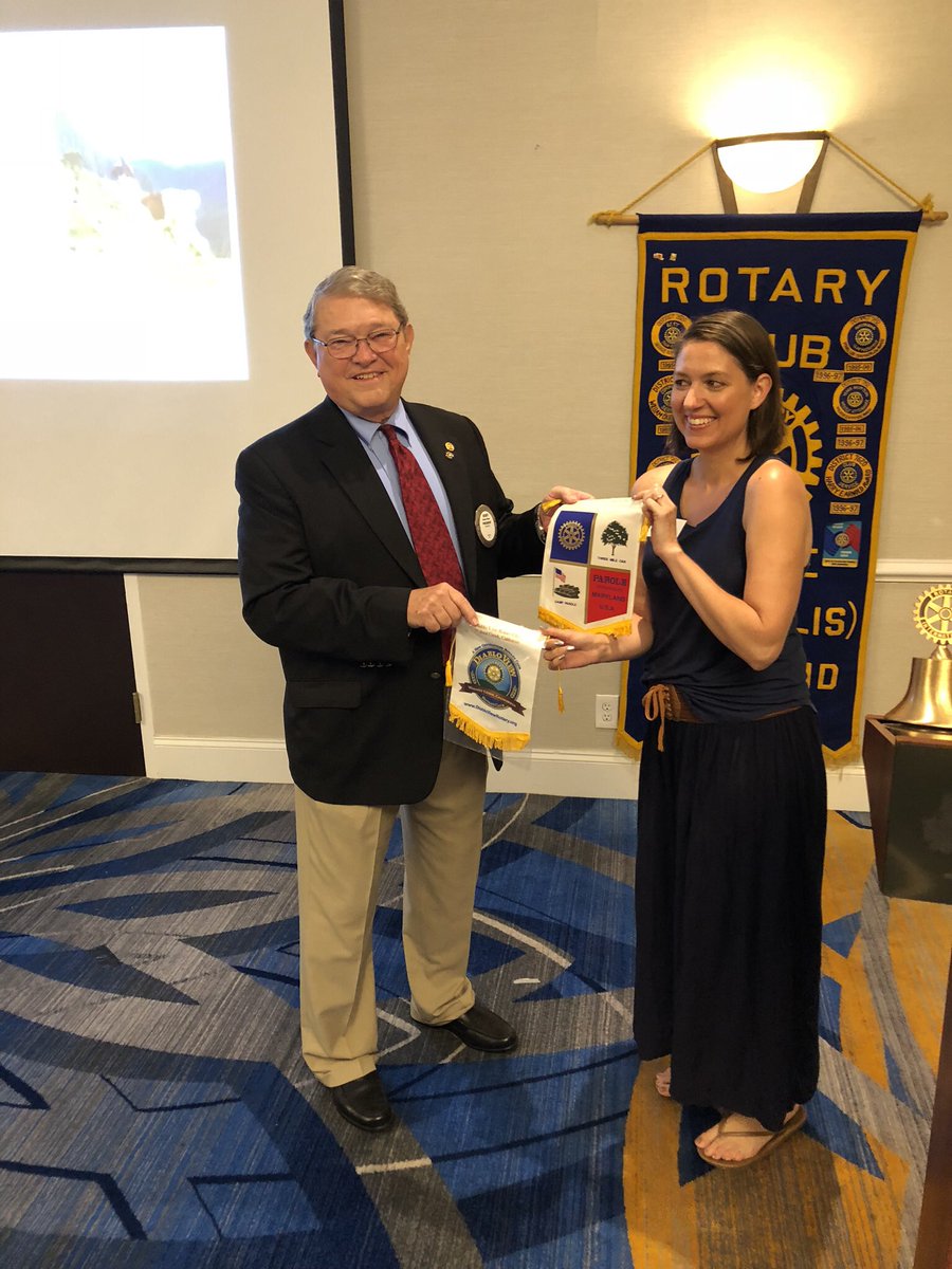 ParoleRotary's tweet image. President Henry Riser trading banners with President Stephanie Shaterion of DVR Rotary Club in San Franciso Area.