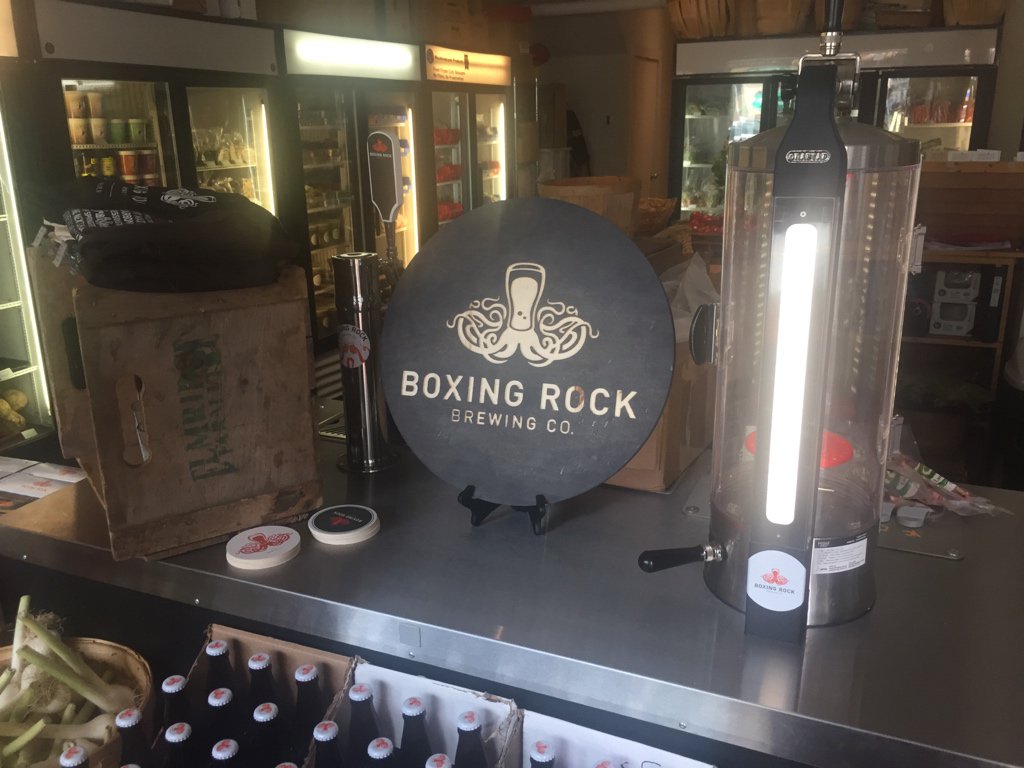 This is great: @eatlocalsource did a mini-reno so they can fill growlers from @boxingrockbeer