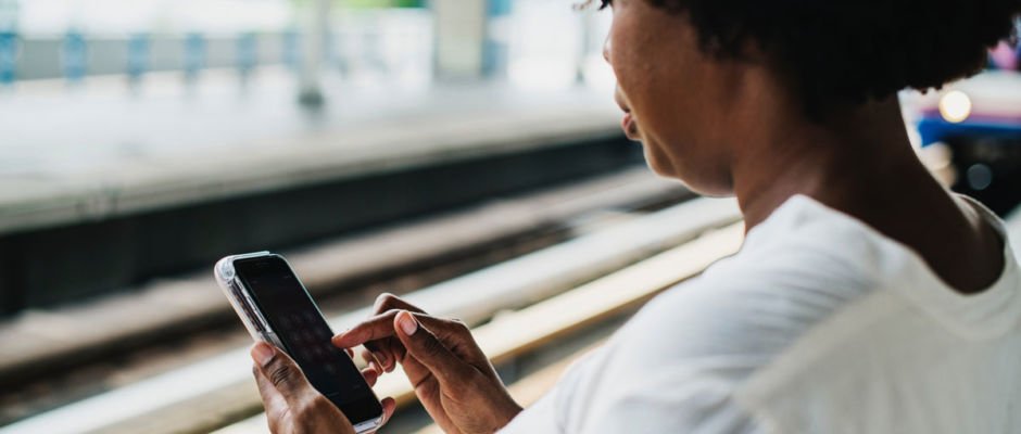 Ikmisjeonline's tweet photo. Waarom je niet meteen het telefoonabonnement van je overleden geliefde moet opzeggen... Bv dan kun je een ingesproken stembericht nog bewaren en meer redenen en praktische #tips bij #digitalenazorg lees je hier:

https://t.co/jWgSePA5Qm https://t.co/Z9ZLYNN9UE