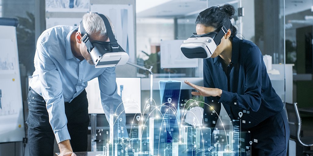 For those interested in pursuing a career in #Augmented and #VirtualReality, <a href="/ChamplainContEd/">Champlain Cont Ed</a> now offers an AEC in this new and exciting field, specifically built for people with little to no experience. More info here: ow.ly/qfMs50i82e6 #ComputerScience #GameDevelopment