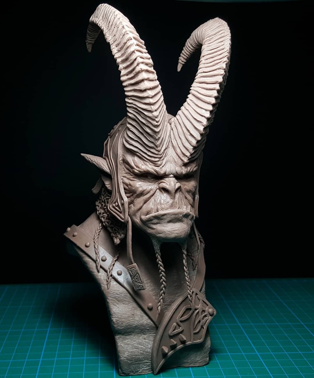 Monster Clay - Monster Clay Sculpt of the Day 01/07/19 📷 :  @monsterman03gmail #art #characterdesign #clay #claysculpture  #ilovemonsterclay #mcsotd #monster #monsterart #monsterclay #monstermakers  # oilbasedclay #oilclay #sculpting #sculptoftheday