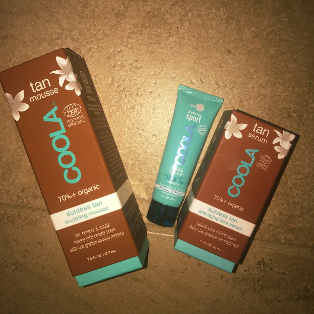 TheKaitlynM's tweet photo. @coola @influenster #coolasuncare #coolatan #complimentary https://t.co/ymyYPTS3vf