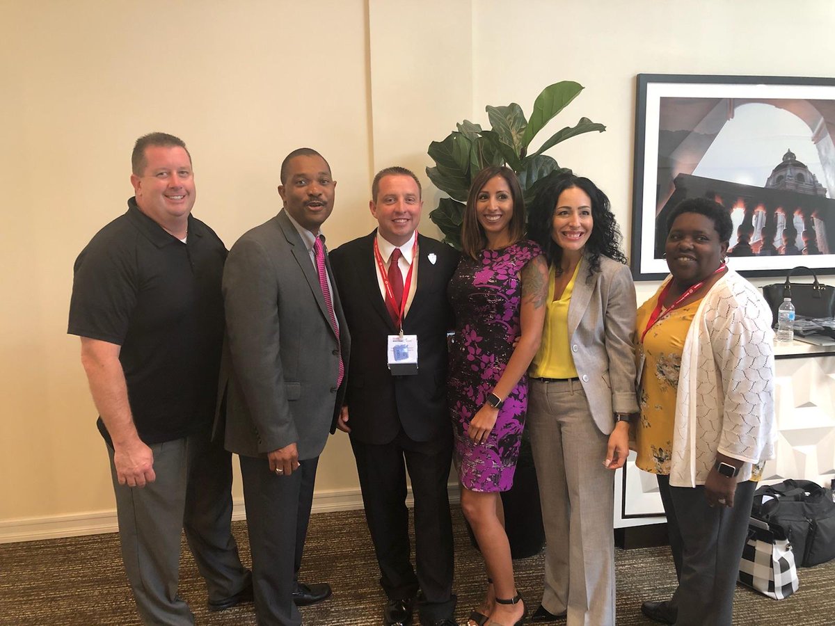 SBSPDjpaulino's tweet photo. Much thanks and gratitude to @CampusSafetyMag , #CSC18 from the @SB_CitySchools , @SBCUSDPOLICE , @SBSOESevetere for the opportunity to present the NorthPark Elementary Case Study! Much Thanks! https://t.co/yELjwQfMHv