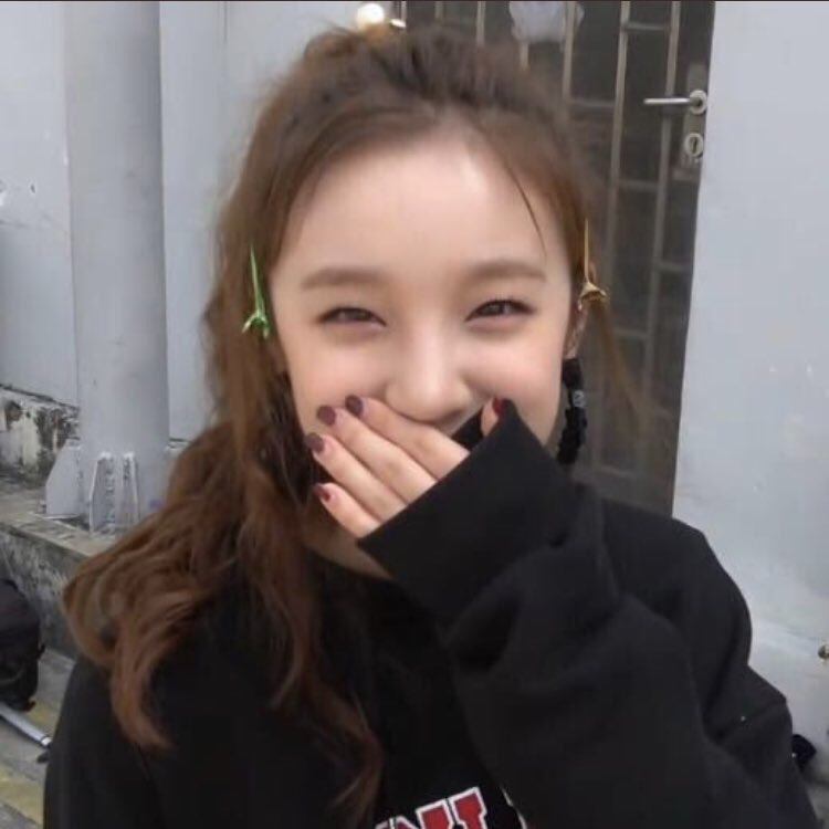 ALLHAILNEXGEN's tweet photo. am i in love or am i in fUCKING love?????????? https://t.co/mmu5Fa2mG8