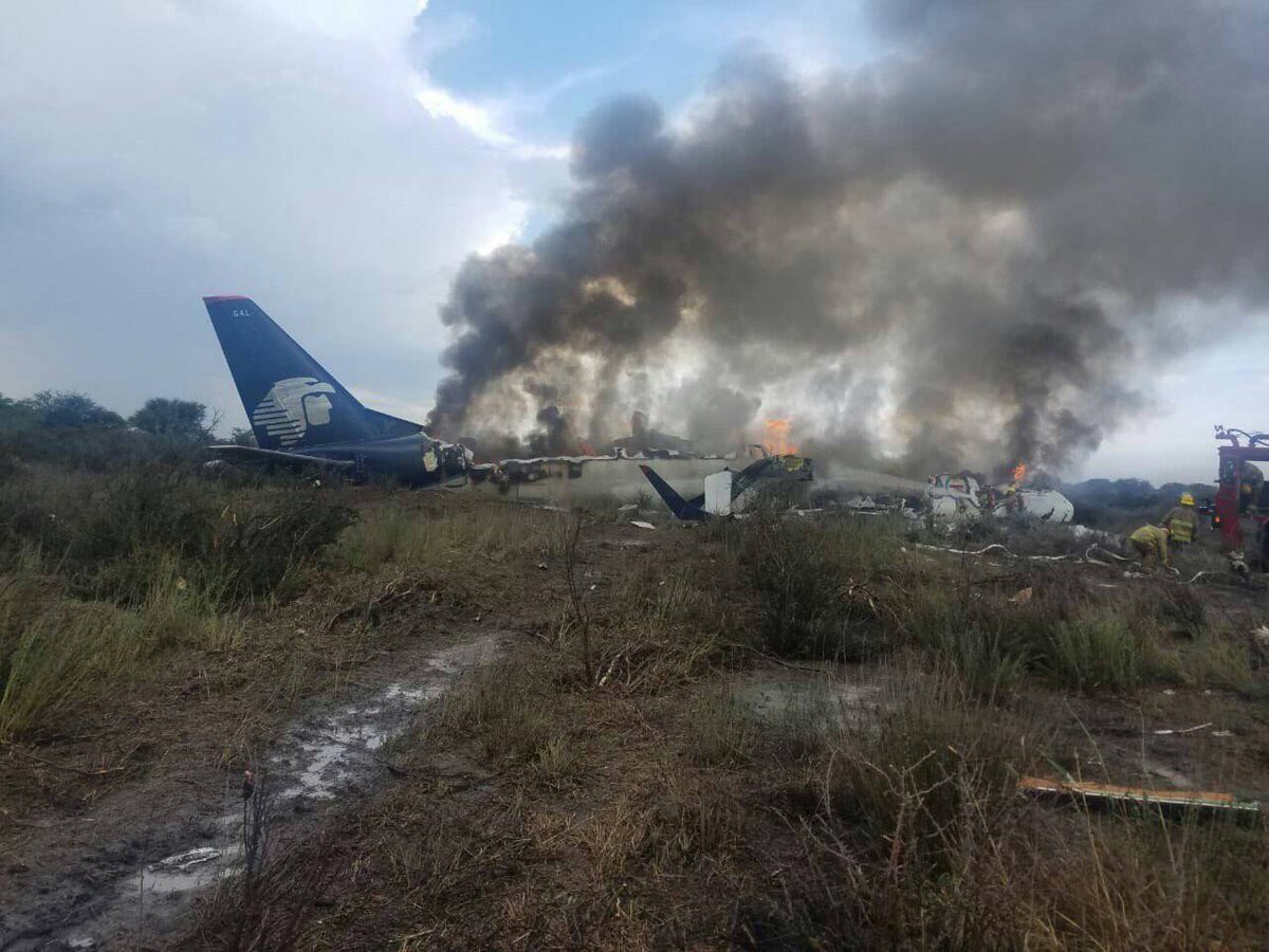 🚨 #ÚltimaHora

El gobernador de #Durango confirmó que no hay decesos en el desplome del avión de #Aeroméxico