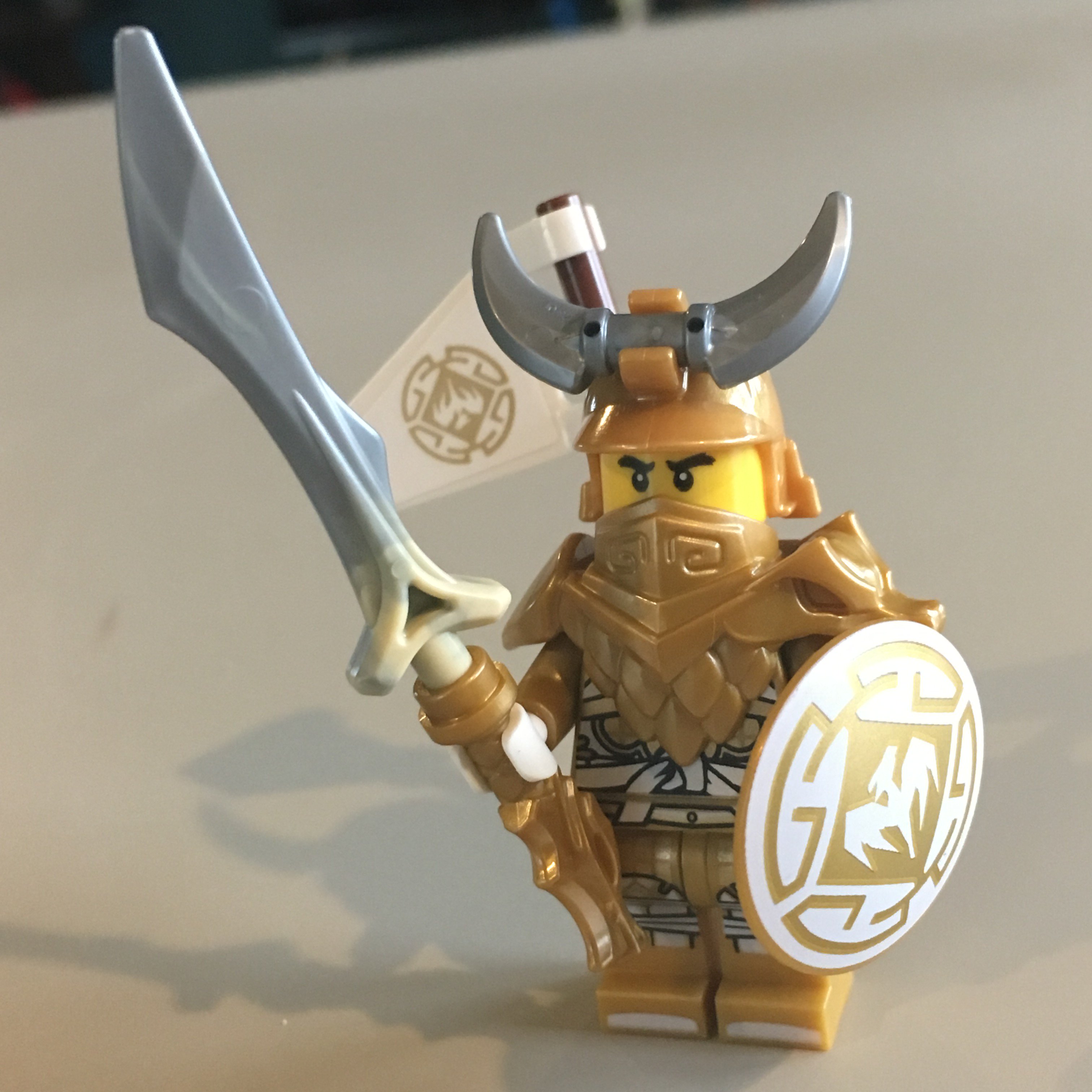 Dan Veesenmeyer on X Last new minifigure from the Lego NINJAGO Dragon Pit Set Golden Dragon Master WU. https t 4ngTi4lPr2 X