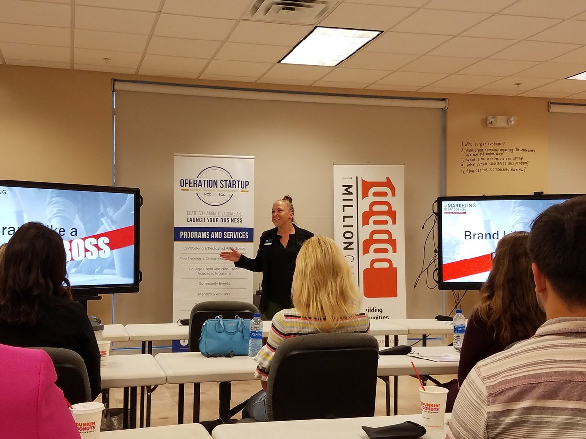 AMATampaBay's tweet photo. The sold out Brand Like a Boss workshop was great! Thanks for making us all look good @MarketingPosse 
#marketing #branding #ama_tampabay https://t.co/l5DgImtePz