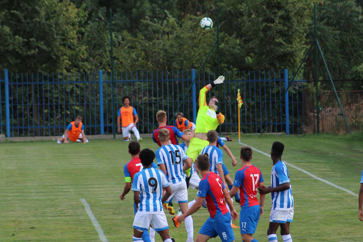 FkUsti's tweet photo. Plzeň U19 porazili naše hosty z @htafcacademy v poměru 4:0, branky si připsali Selnar, Šulc, Kodýdek a Kavka.
@fcviktorkaplzen has won match against Huddersfield Town Academy 4:0. Match has been played in Usti nad Labem, where has HTA preseason preparation. 🇨🇿🏴󠁧󠁢󠁥󠁮󠁧󠁿 https://t.co/bn0rIH6I9R
